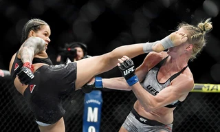 'Đả nữ' Brazil tung bàn long cước nhanh như điện, đá đối thủ ngã ngồi