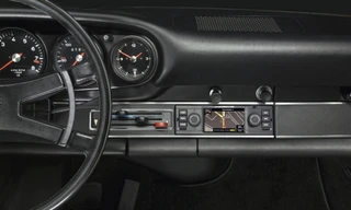 Những nơi bẩn nhất trong khoang cabin ôtô