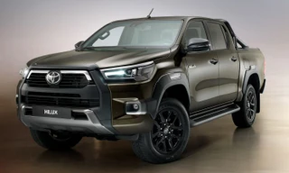 Toyota Hilux 2020 chính thức ra mắt với động cơ mạnh hơn