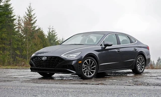Hyundai Sonata thế hệ mới bị triệu hồi do lỗi phần mềm