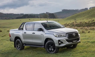 Toyota triệu hồi gần 2.000 chiếc Hilux do lỗi ở hệ thống phanh