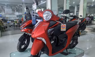 Thị trường xe máy 'thất bát' kỷ lục trong năm 2020