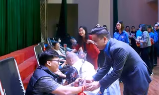 Vĩnh Phúc tổ chức Chủ Nhật Đỏ hưởng ứng chủ đề công tác Đoàn năm 2024