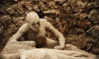 Rùng mình khi cơ thể người đàn ông 'bốc hơi' chỉ còn trơ xương