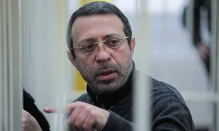 Quan chức an ninh Ukraine sốc vì bị cấm nhập cảnh, thu hộ chiếu