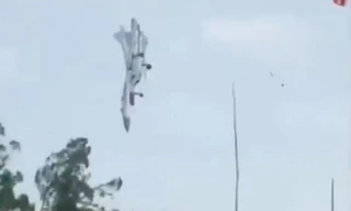 Trung Quốc: Máy bay chiến đấu bị rơi khi diễn tập