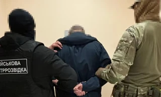 Ukraine bắt giữ một chỉ huy quân đội bị cáo buộc làm 'tay trong' cho Nga