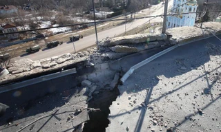 Cảnh tan hoang ở Ukraine sau một ngày Nga phát động chiến dịch quân sự