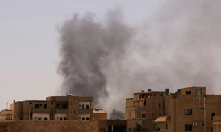 Sudan tiếp tục đóng cửa không phận, nhiều nước khẩn trương sơ tán công dân