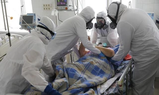 Số ca mắc mới COVID-19 ở Nga chạm kỷ lục, tăng gấp 10 lần trong vòng một tháng