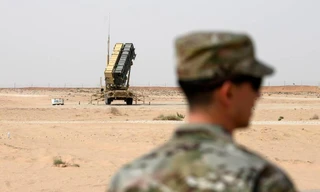 OPEC+ cắt sản lượng dầu, nghị sĩ Mỹ đề xuất rút vũ khí khỏi Ả Rập Saudi 