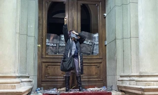 Người ủng hộ phe đối lập tiếp tục biểu tình ở thủ đô của Serbia