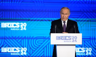 Tổng thống Nga Putin nói về thời điểm chấm dứt xung đột, hậu quả của việc Ukraine sở hữu vũ khí hạt nhân