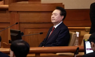 Cựu Tổng thống Hàn Quốc tự bào chữa trong phiên tòa đầu tiên