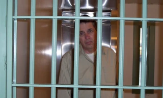 Đặc vụ FBI từng gây chấn động vì làm gián điệp cho Liên Xô qua đời trong tù