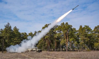 Kiev bị tấn công, quân đội Nga xác nhận nhắm vào nhà máy sản xuất tên lửa của Ukraine