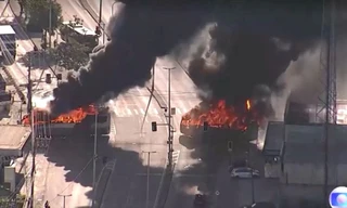 Brazil: Băng đảng phóng hỏa 35 chiếc xe buýt sau khi trùm tội phạm bị tiêu diệt