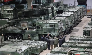 Hàn Quốc nói Triều Tiên có thể cung cấp tên lửa dẫn đường chiến thuật cho Nga