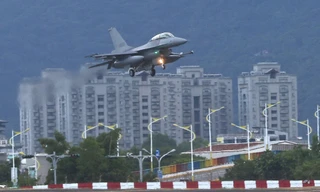 Đài Loan (Trung Quốc) khoe máy bay chiến đấu tiên tiến F-16V