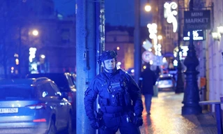 CH Séc: Nam sinh xả súng tại trường đại học ở Praha, hàng chục người thương vong