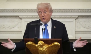 Tổng thống Trump nói Mỹ nhẽ ra 'không nên can thiệp xung đột Ukraine'