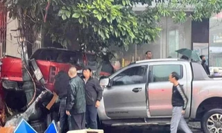 Xe bán tải tông liên hoàn ở Quảng Ninh, 3 người tử vong tại chỗ