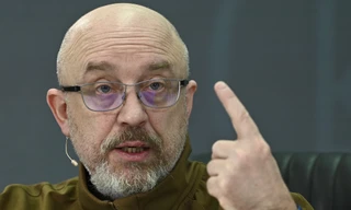 Báo Ukraine: Tổng thống Zelensky 'đang tìm người thay thế Bộ trưởng Quốc phòng'