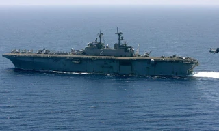 Tàu USS Essex. Ảnh: Reuters