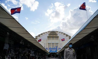 Chợ trung tâm Phnom Penh (Campuchia). Ảnh: Reuters