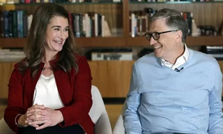 Vợ chồng tỉ phú Bill Gates thuở còn mặn nồng. Ảnh: AP