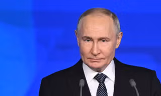 Tổng thống Putin: Phương Tây đang vượt quá 'lằn ranh đỏ'