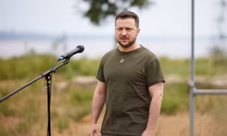 Tổng thống Ukraine thăm tiền tuyến ở Donetsk, Zaporizhzhia
