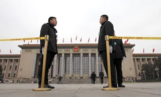 Thợ chụp ảnh cưới đi tù vì bán 380 bức ảnh về tàu chiến, cảng quân sự Trung Quốc