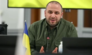 Bộ trưởng Quốc phòng Ukraine bất ngờ hủy chuyến thăm Pháp