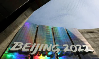 Cảnh sát Bắc Kinh khuyến cáo người dân không tiếp cận xe phục vụ Olympic dù có tai nạn