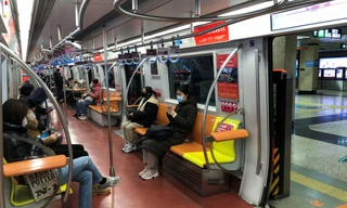 Điều khác lạ ở Trung Quốc sau khi nới lỏng quy định phòng COVID-19