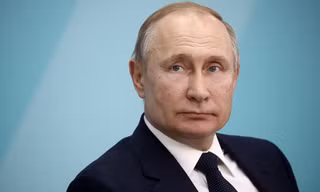 Tổng thống Nga Putin nói Ukraine mất 415 xe tăng từ khi phản công