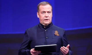 Ông Medvedev: Các thành viên mới của NATO đang tự đưa mình vào tầm ngắm của Nga