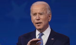 Tổng thống Biden chỉ trích Twitter và Elon Musk