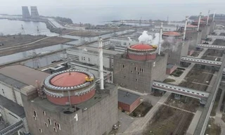 Ukraine bị cáo buộc pháo kích khu chứa nhiên liệu nhà máy hạt nhân Zaporozhye