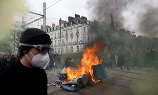 Pháp: Hơn một triệu người biểu tình phản đối tăng tuổi nghỉ hưu