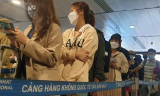 Mùng 5 Tết, Tân Sơn Nhất đông chưa từng có, đón gần 145.000 khách
