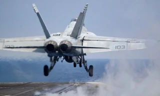 Mỹ hé lộ về cuộc tấn công từ tàu sân bay lớn nhất trong lịch sử