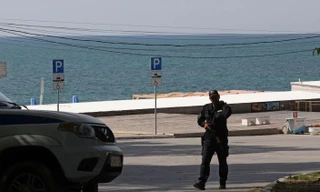 Nga dựng hầm tránh bom trên bãi biển Crimea sau các cuộc tấn công của Ukraine