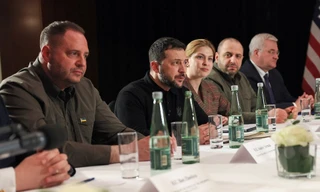 Châu Âu 'cạnh tranh tầm ảnh hưởng' với Mỹ trong tiến trình đàm phán hòa bình Nga - Ukraine