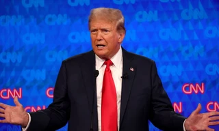 Nhóm của hai ông Trump - Biden đều tuyên bố chiến thắng trong cuộc tranh luận đầu tiên