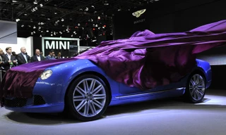 Chiếc xe Bentley Continental GT Convertible 2020. Ảnh: Reuters