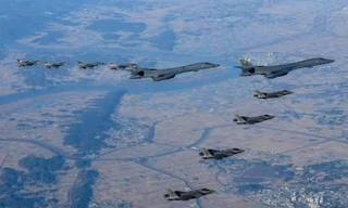 Mỹ tái triển khai máy bay ném bom tầm xa tới bán đảo Triều Tiên