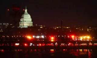 Điều bất thường trong vụ hai máy bay đâm nhau giữa trời ở Mỹ