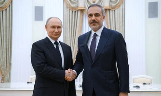 Ngoại trưởng Thổ Nhĩ Kỳ thăm Nga, Ukraine